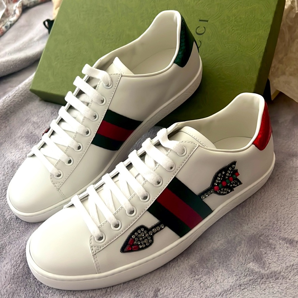NWT Gucci ACE White Leather Trainer Sneakers with Arrow SIZE 40 US Women 9/10